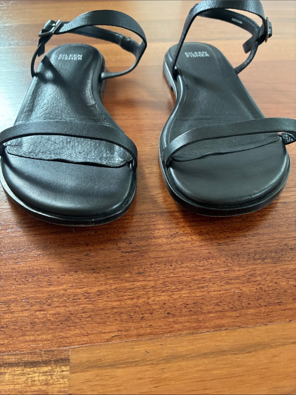 Eileen Fisher black flat leather sandal Size 9 - Picture 5 of 7